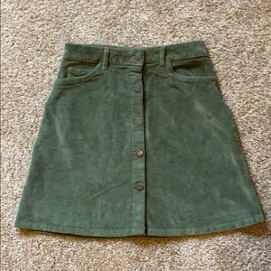 Green corduroy skirt with buttons